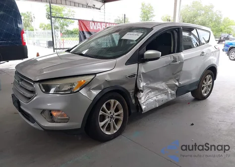 2017 Ford Escape Se z USA, uszkodzony, nr VIN 1FMCU0GD4HUA74239